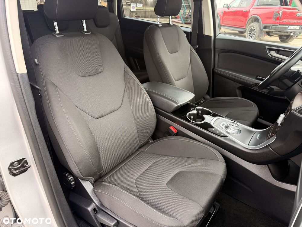 Ford S-Max 2.0 EcoBlue Titanium - 17