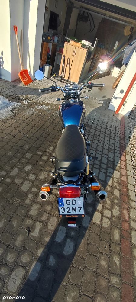 Royal Enfield Interceptor - 3