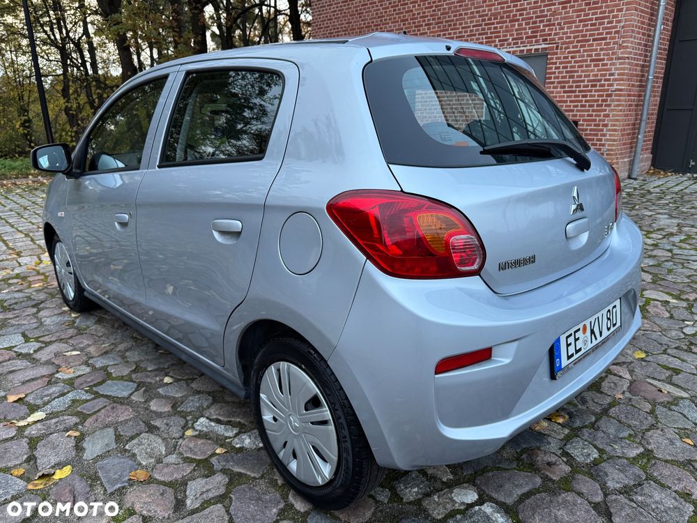 Mitsubishi Space Star - 4