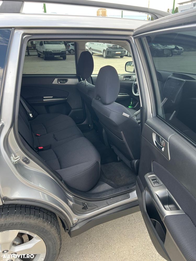 Subaru Forester - 10