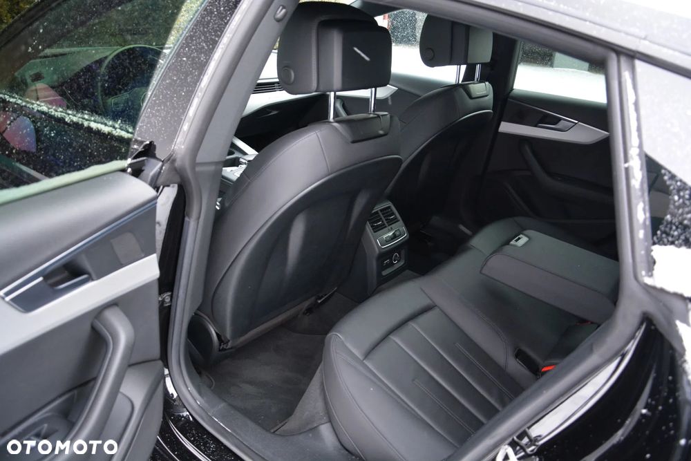 Audi A5 Sportback 45 TFSI S tronic design - 19