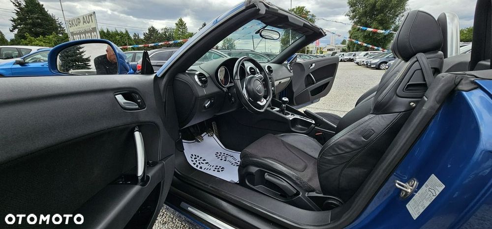 Audi TT Roadster - 21