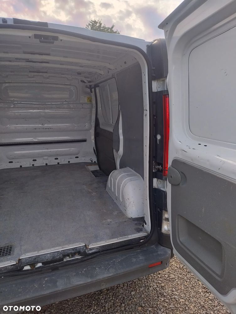 Renault trafic - 10