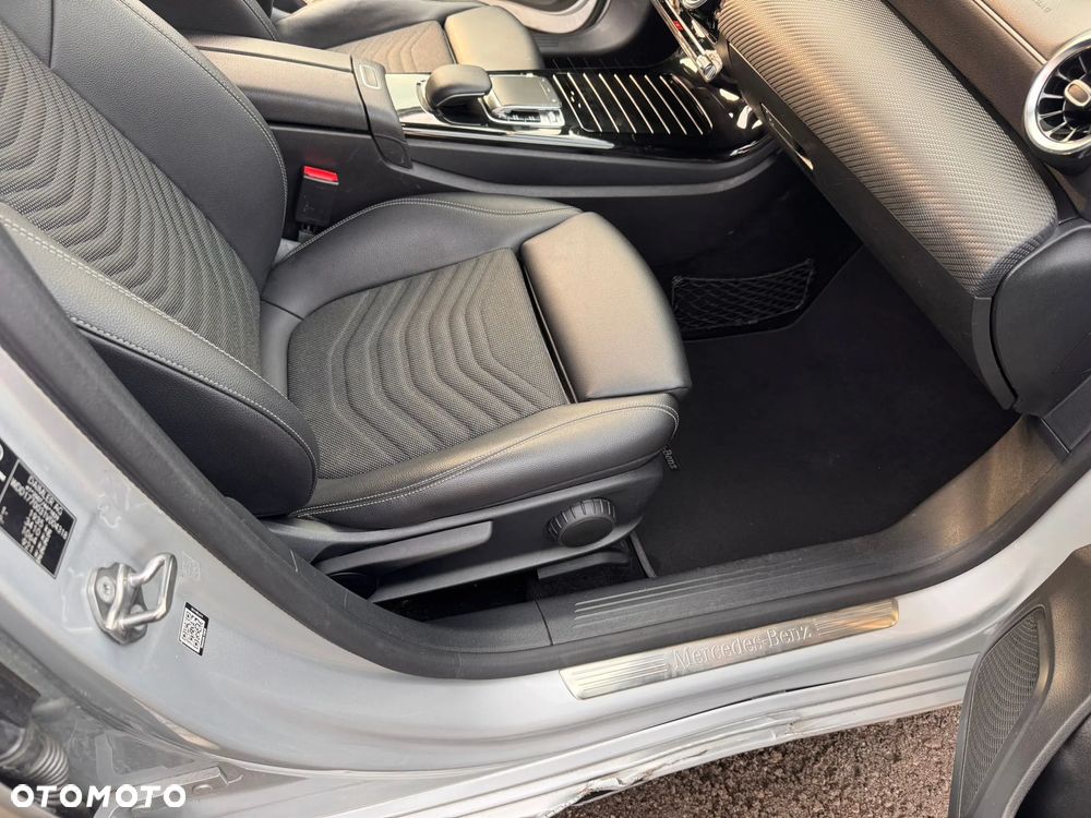 Mercedes-Benz Klasa A 180 d Edition 1 7G-DCT - 35