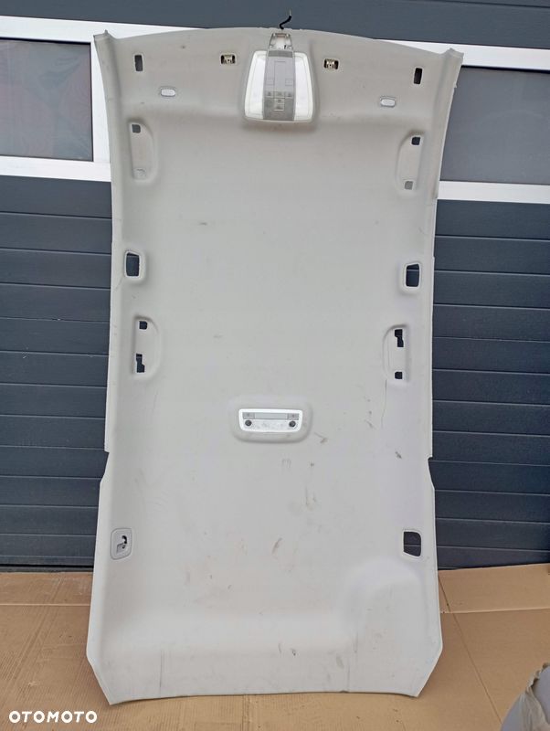 MERCEDES W204 KOMBI PODSUFITKA EUROPA A2046906850 - 1