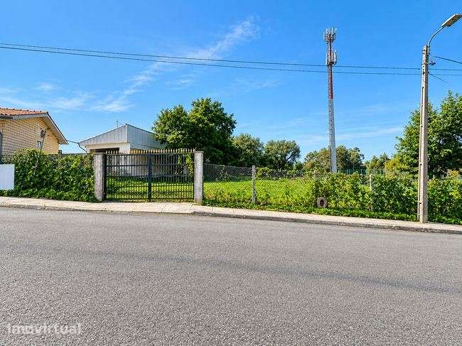 Terreno p/ moradia, para venda, Espinho - Paramos