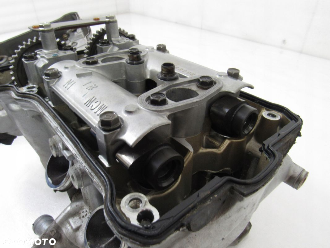 Głowica tył komplet Honda VFR 800 X, 12r ABS Crossrunner SC60 - 6