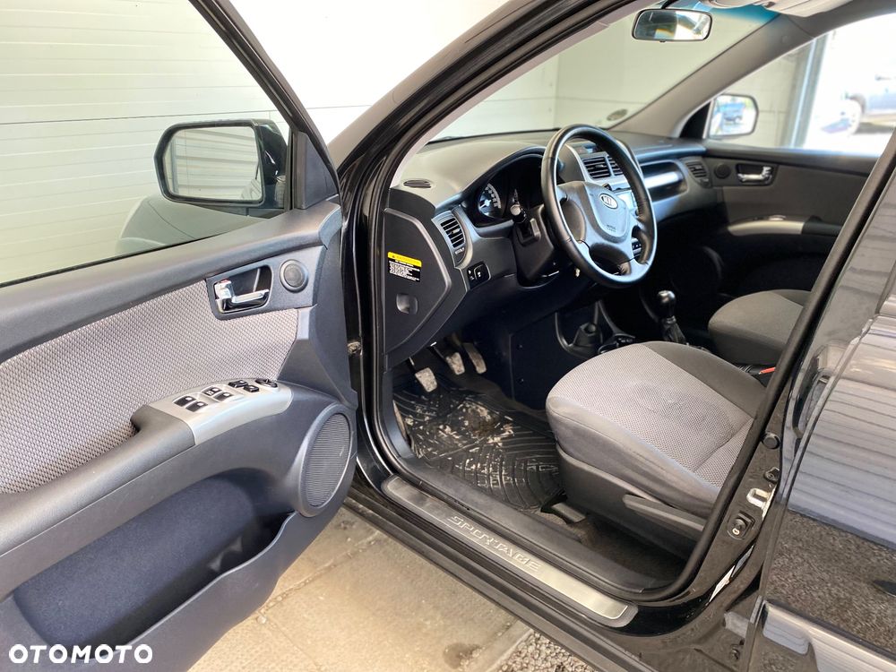 Kia Sportage 2.0 Tour 2WD - 9