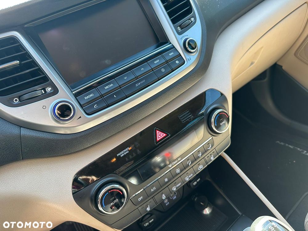 Hyundai Tucson 2.0 CRDI GO 4WD - 15