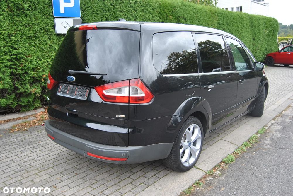 Ford Galaxy 2.0 TDCi DPF Ambiente - 17