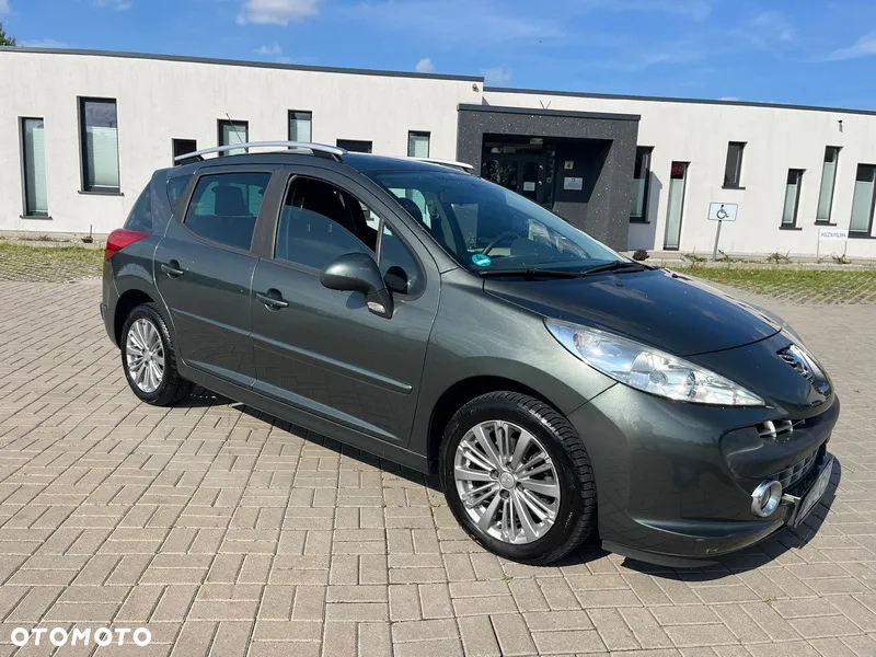 Peugeot 207 1.4 16V Trendy - 15