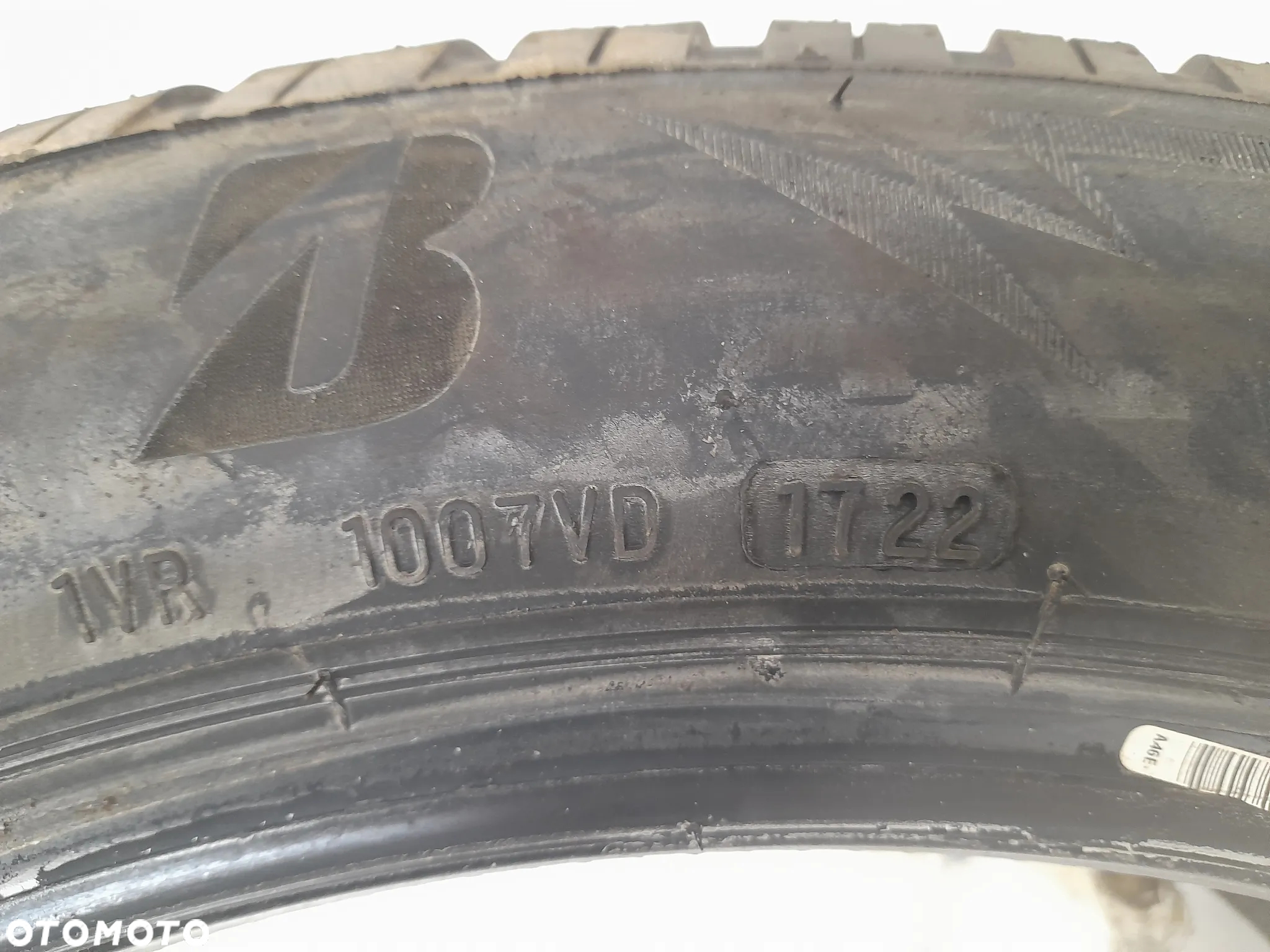 Opony zimowe Bridgestone Blizzak LM005 235/50R20 100T M+S - 4