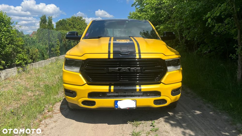 RAM 1500 Crew Cab Shortbed Bighorn - 2