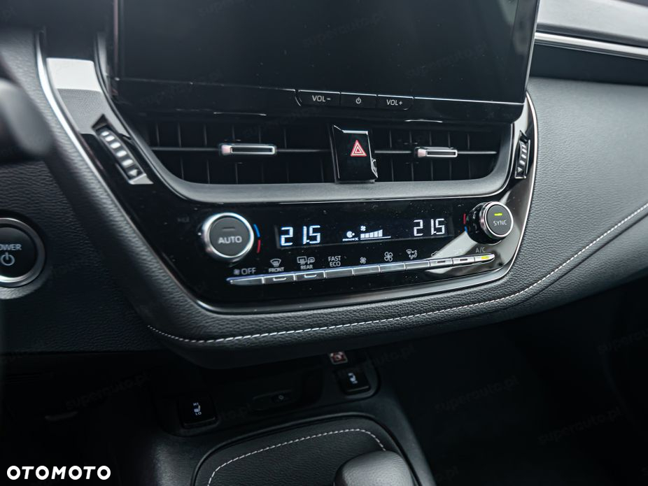 Toyota Corolla - 23