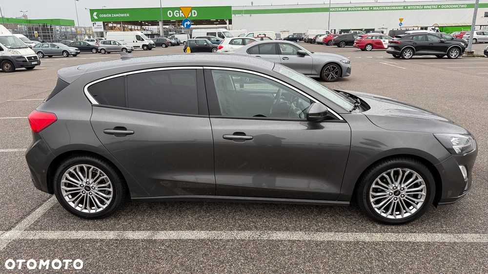 Ford Focus - 4