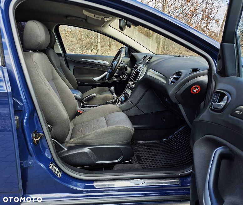 Ford Mondeo 2.0 TDCi Gold X - 12