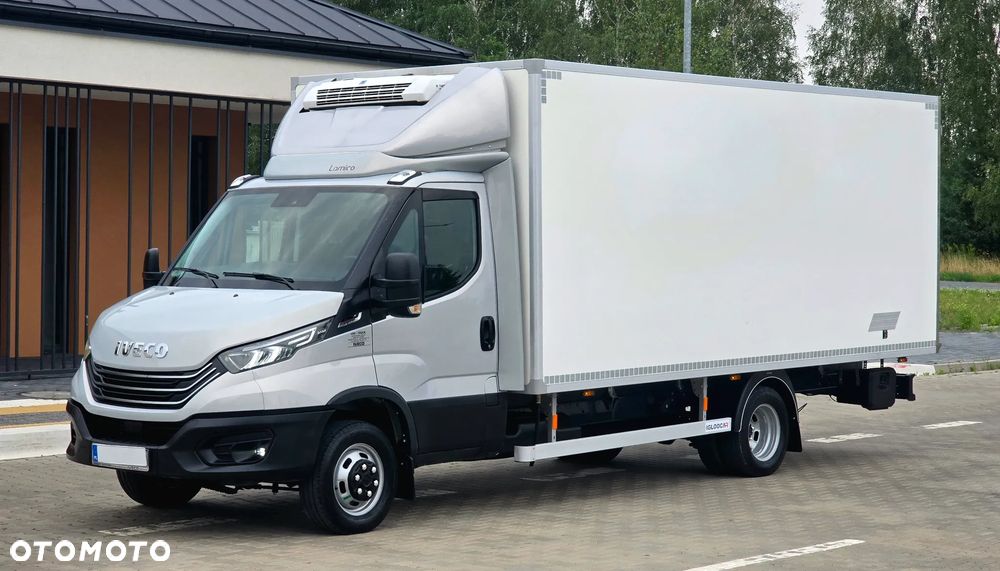 Iveco ❗️❗️DAILY 3.0 180KM 50C18 ❗️❗️ZABUDOWA IGLOOCAR 10 PALET / MROŹNIA -32 +32 / AGREGAT THERMOKING V300 MAX / AUTOMAT HI-MATIC / LAKIER METALIC / NAWIGACJA / TEMPOMAT ADAPTACYJNY / PODUSZKI PNEUMATYCZNE / GRUBA ŚCIANKA / WERSJA WZMOCNIONA / SALON POLSKA / FULL LED / MAKSYMALNA DOSTĘPNA OPCJA WYPOSAŻENIA❗❗ STAN - JAK NOWY ❗️ - 3