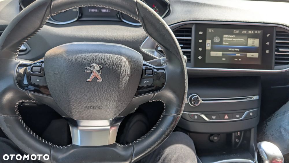 Peugeot 308 - 16
