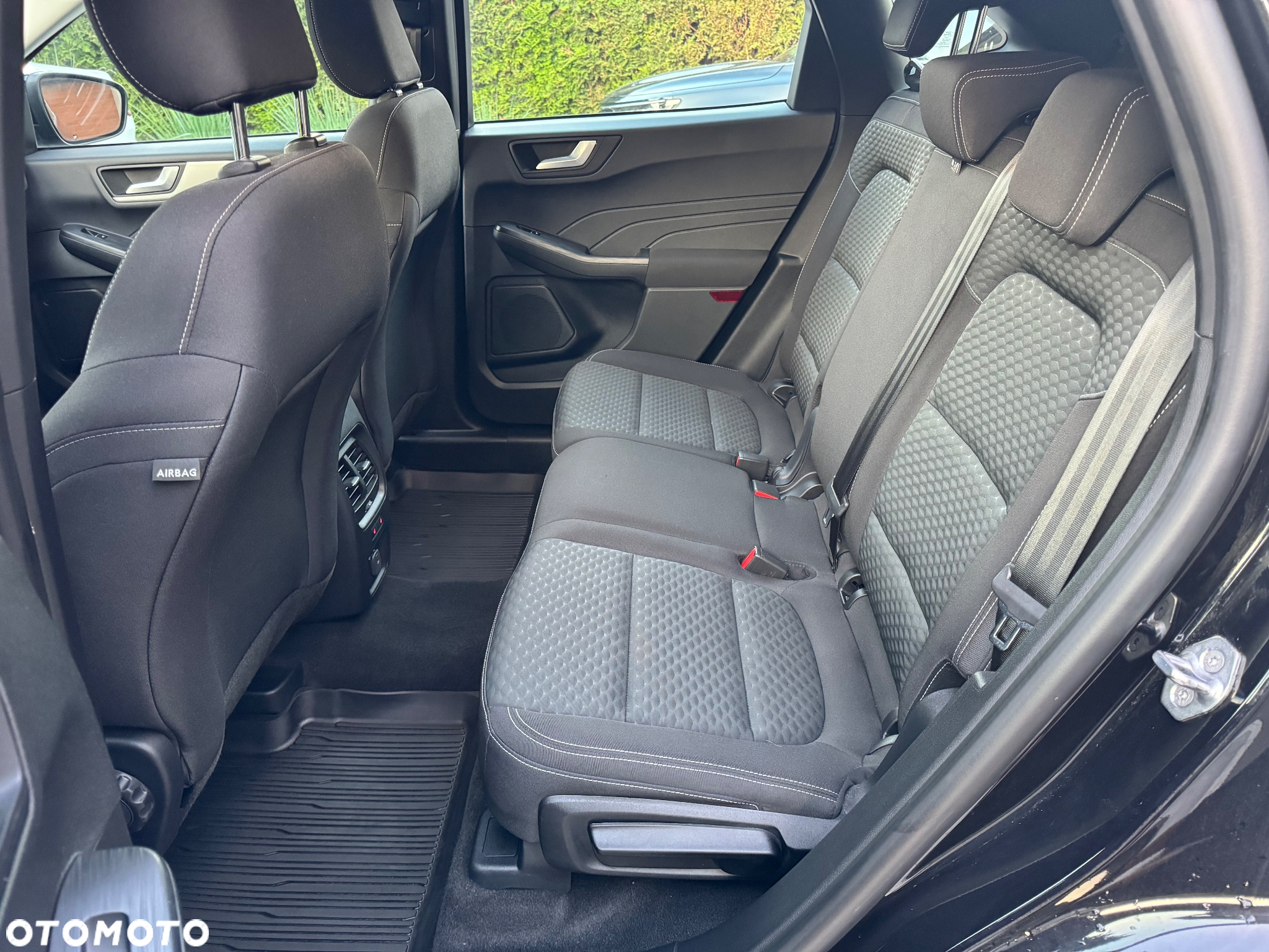 Ford Kuga - 22