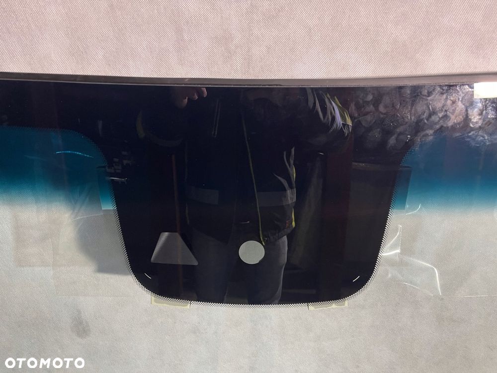 szyba przednia mercedes sprinter w907 / w910 sensor kamera po 2018- - 2