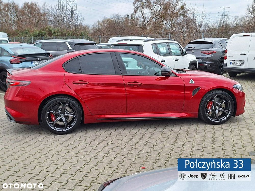 Alfa Romeo Giulia - 5
