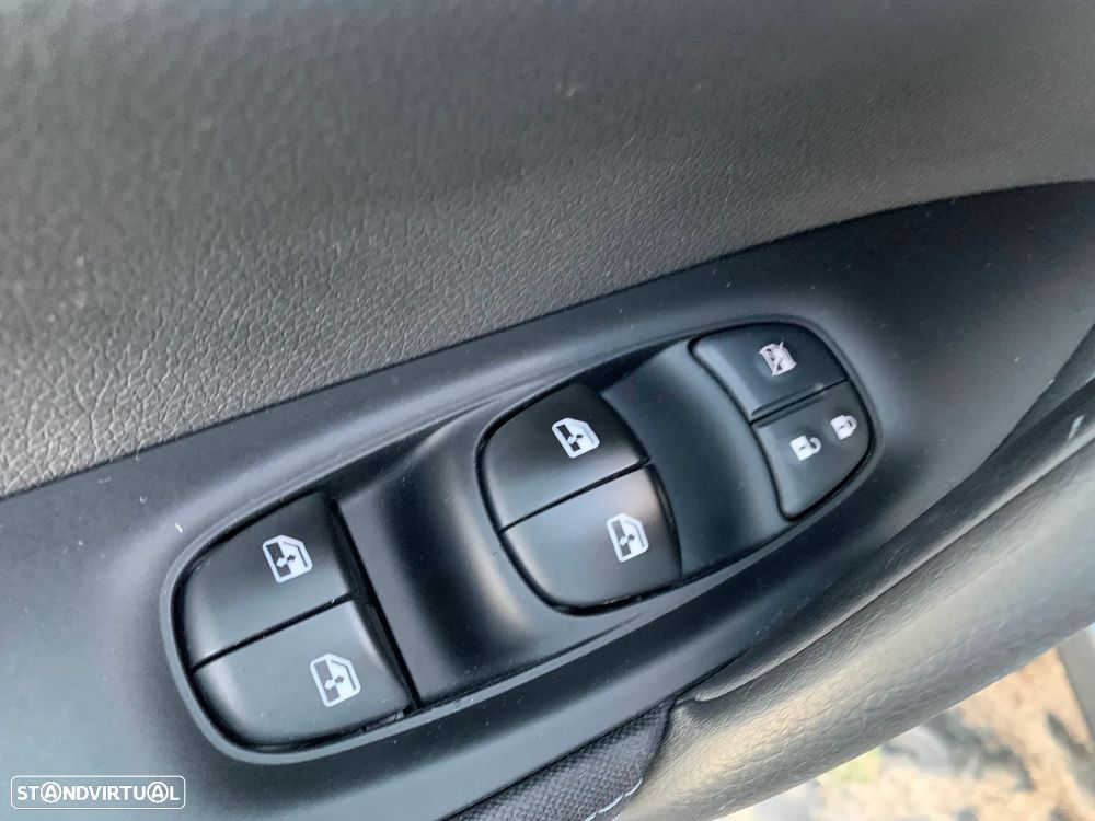 Nissan Qashqai 1.5 dCi N-Style DCT - 20