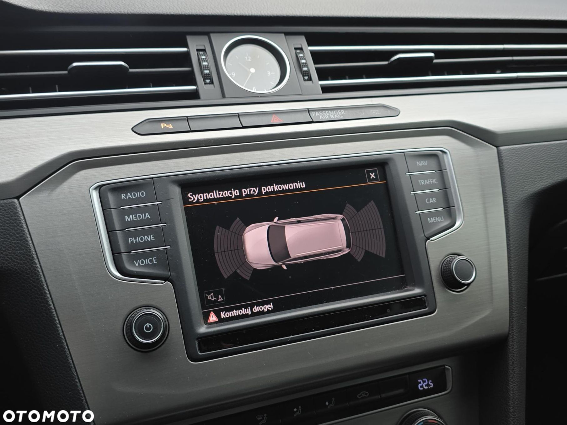 Volkswagen Passat 2.0 TDI BMT Comfortline - 16