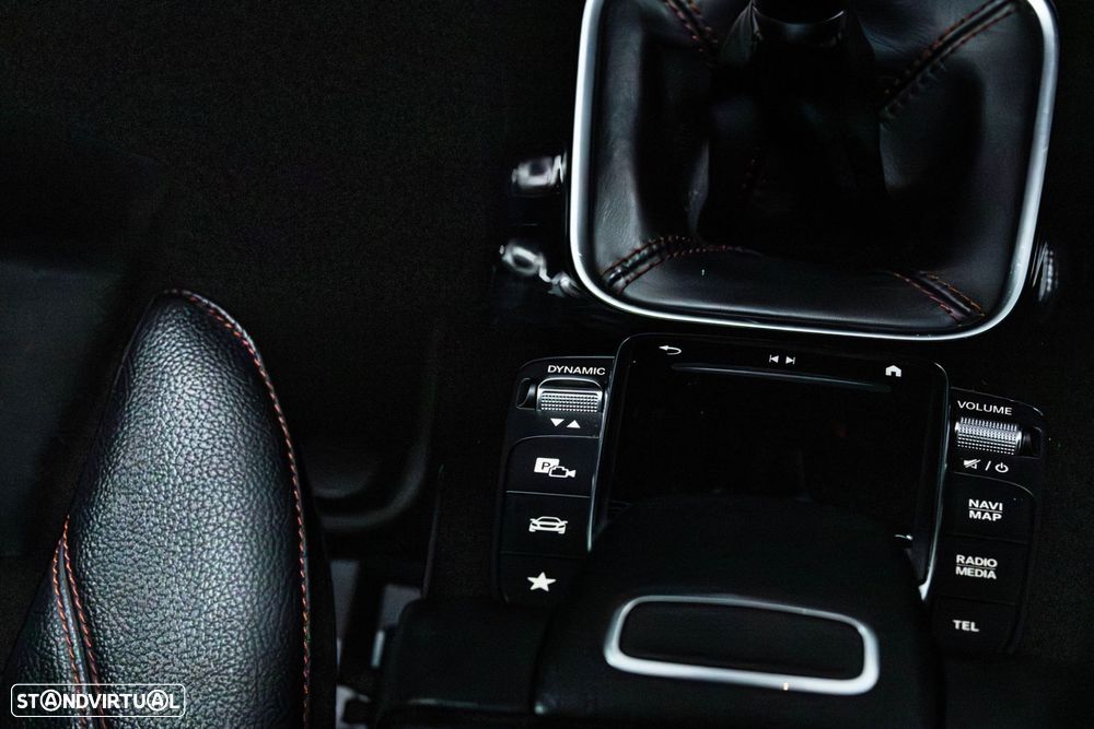 Mercedes-Benz A 160 AMG Line - 22