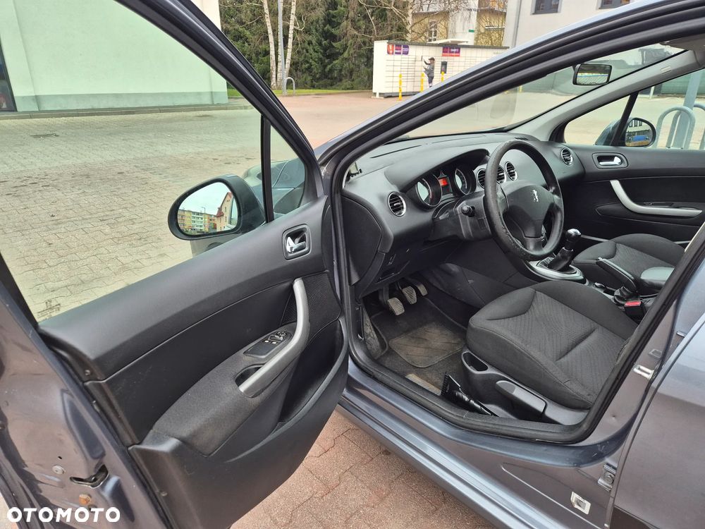 Peugeot 308 120 VTi Family - 7