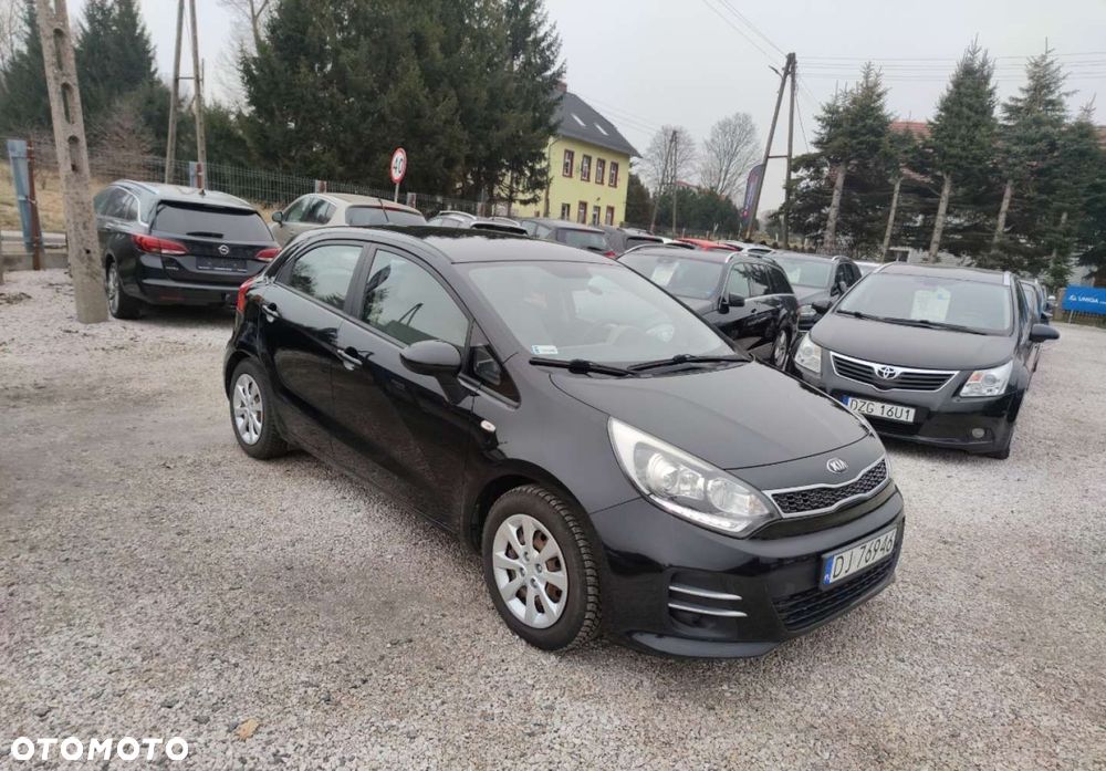 Kia Rio - 7