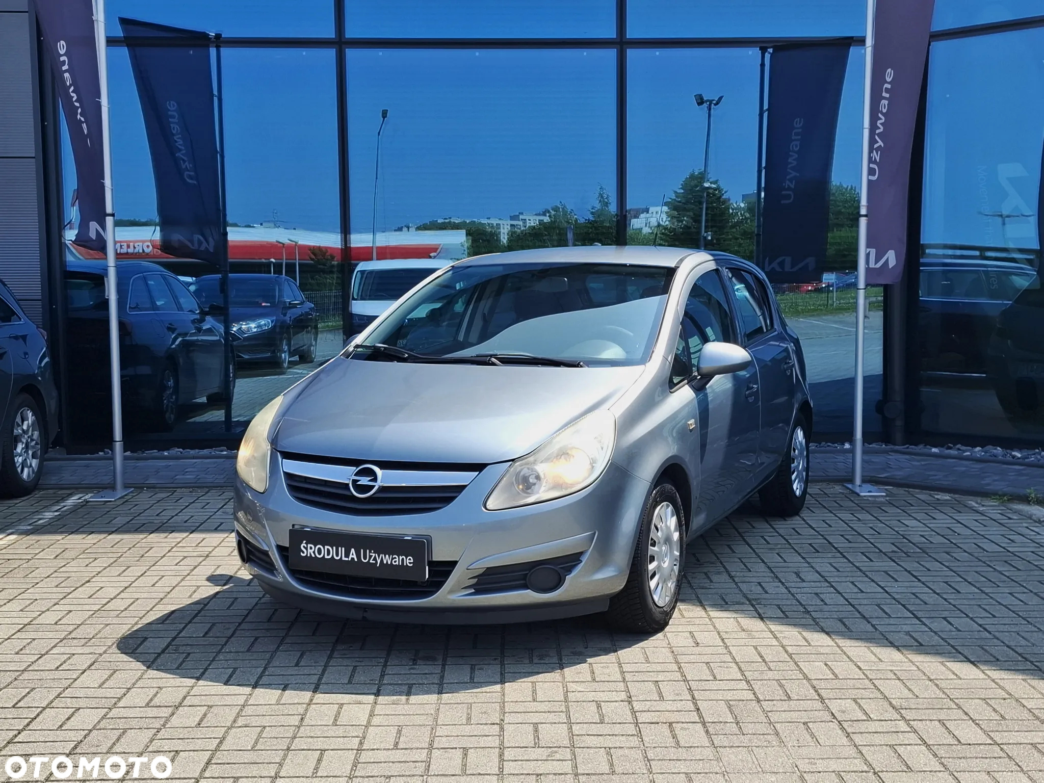 Opel Corsa 1.2 16V Essentia - 2