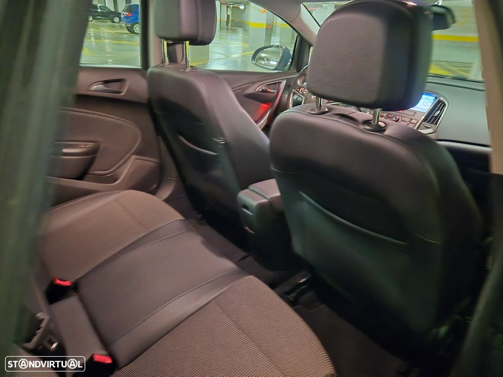 Opel Astra 1.7 CDTI Cosmo Start/Stop - 34