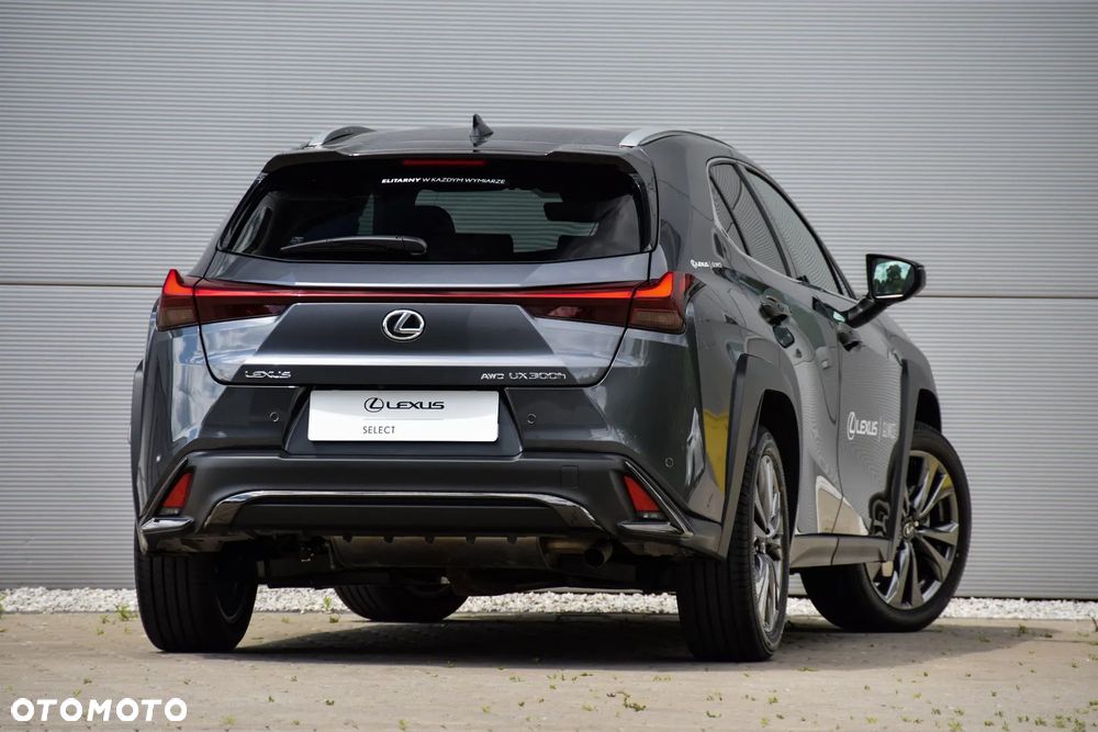 Lexus UX 300h F Sport Design AWD - 5