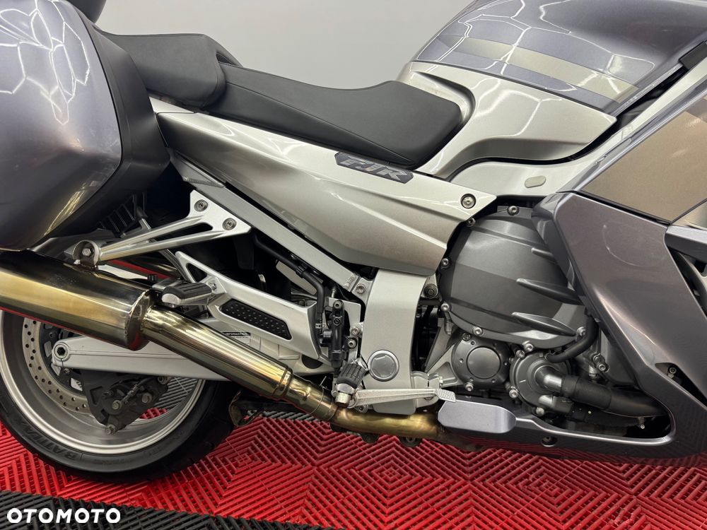 Yamaha FJR - 38