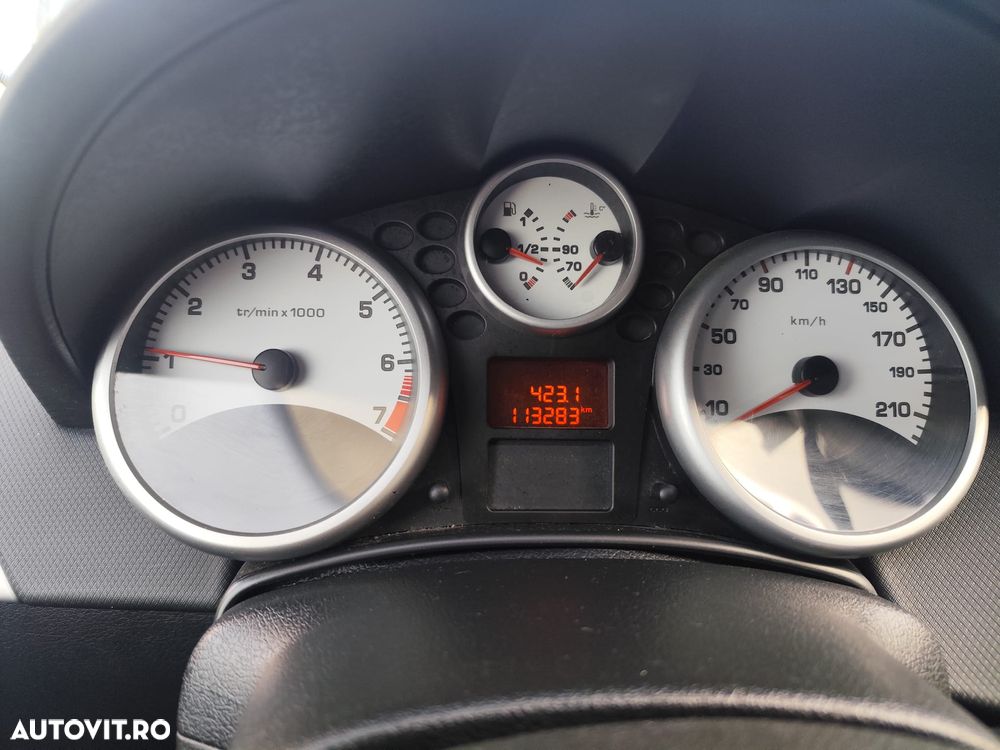 Peugeot 207 75 Filou - 5