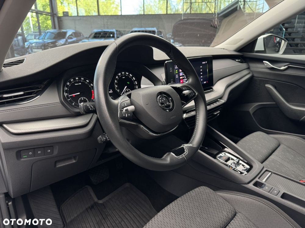 Skoda Octavia 2.0 TDI Ambition DSG - 10