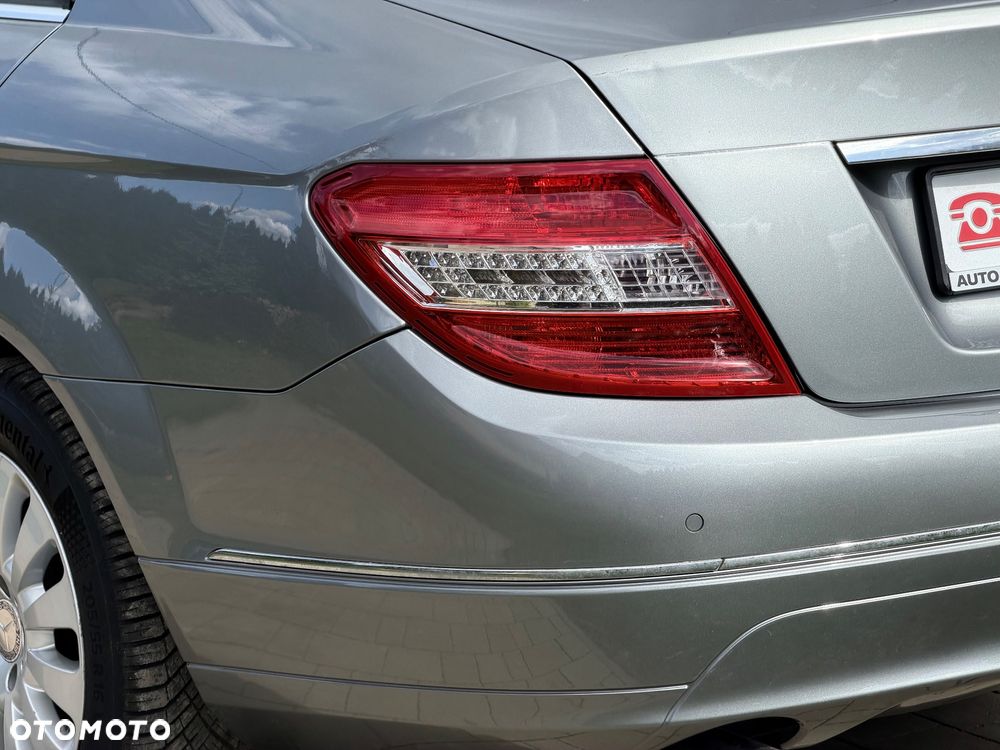 Mercedes-Benz Klasa C 180 Kompressor Automatik Avantgarde - 21