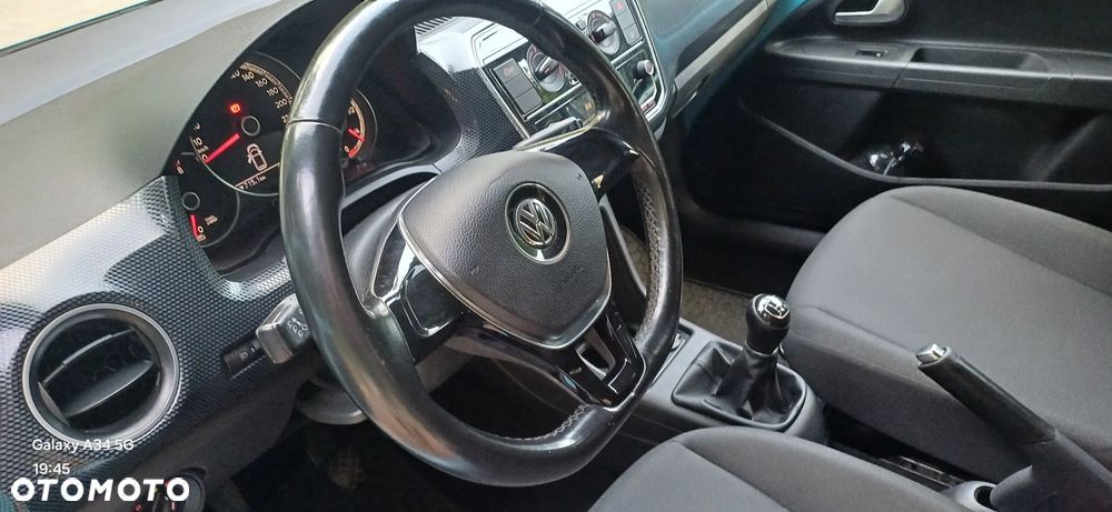 Volkswagen up! 1.0 Black Style - 22