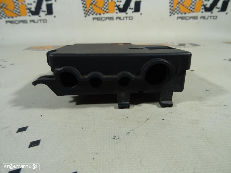 Caixa De Fusível De Bateria Audi A4 (8K2, B8)  8K0937517a / 8K0 937 51 - 4