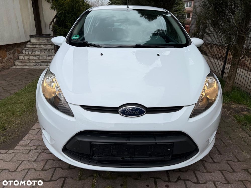 Ford Fiesta - 2