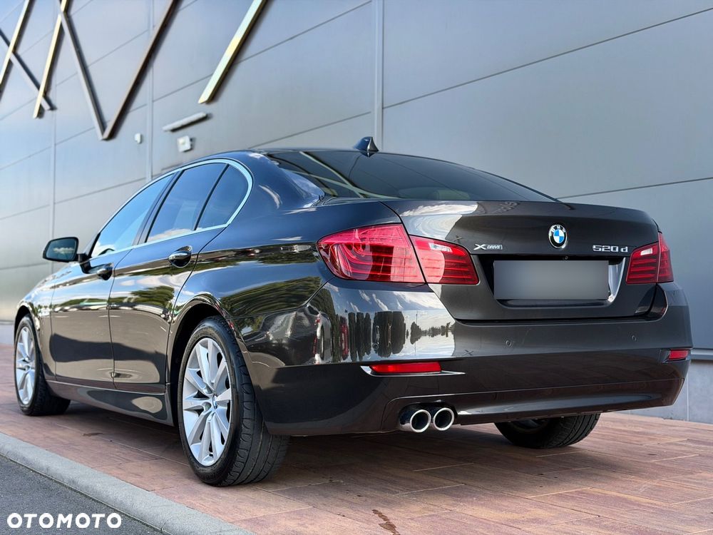 BMW Seria 5 520d xDrive Sport - 7