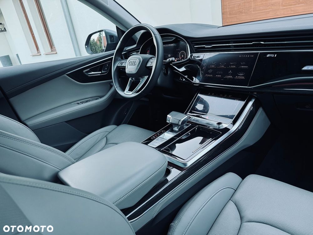 Audi Q8 50 TDI mHEV Quattro Black Edition Tiptronic - 11