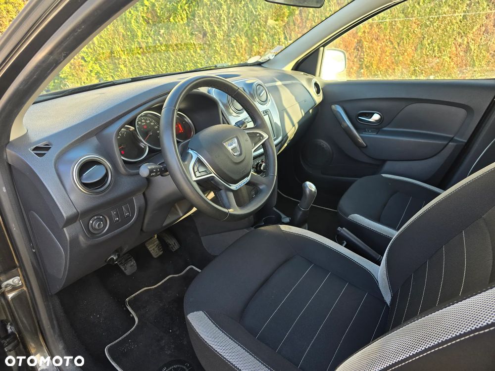 Dacia Sandero Stepway TCe 90 (S&S) Prestige - 17