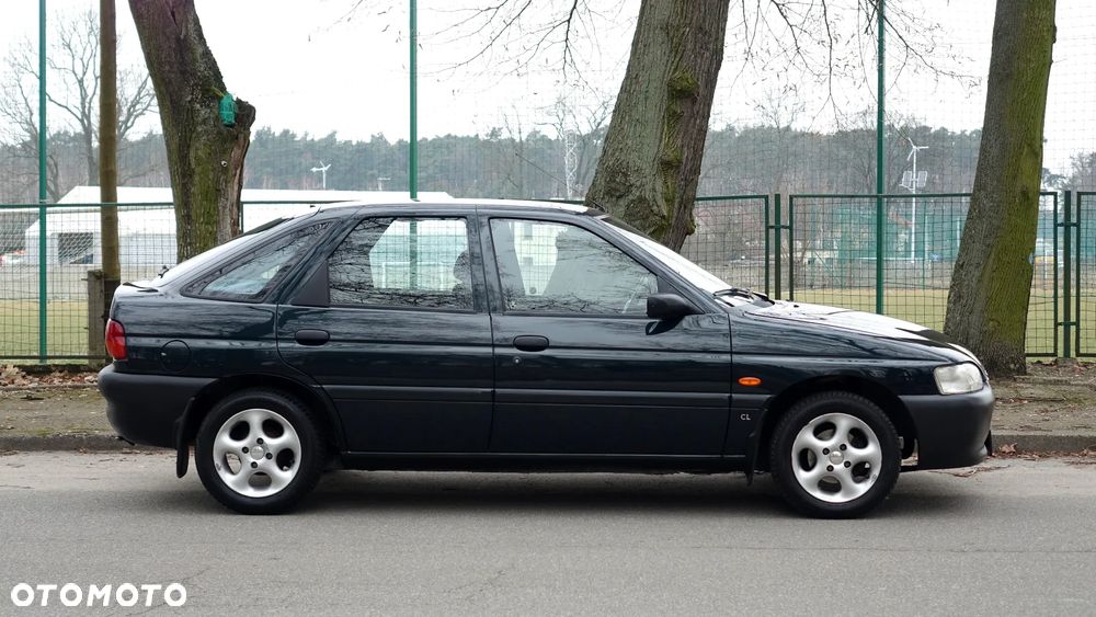Ford Escort 1.3 CL - 31