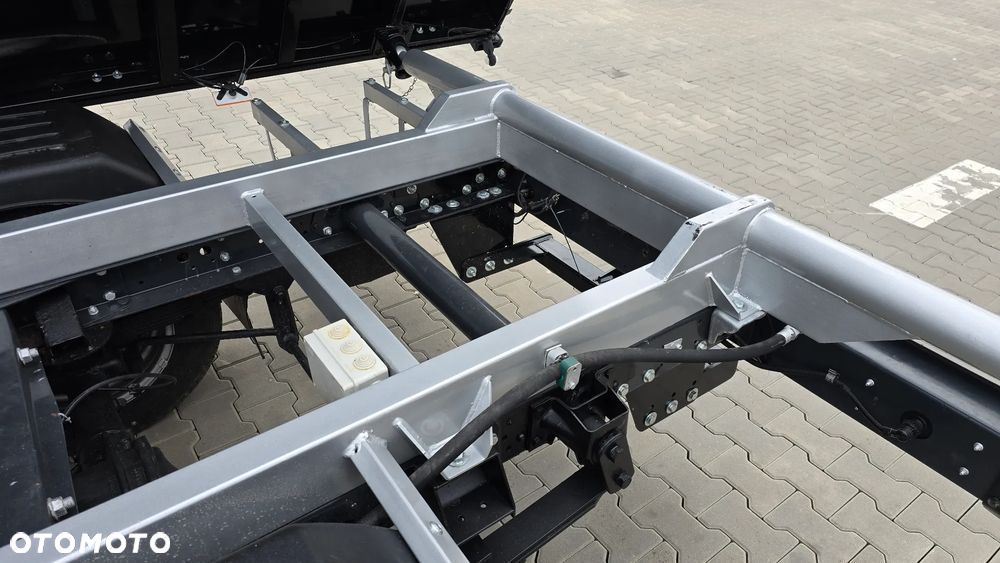 Iveco DAILY 3.0 180KM  50C18❗❗160 TYŚ PRZEBIEGU NOWY ❗️❗️MOCNY WYWROT Z PRZYSTAWKI / NOWY MODEL  / 3-STRONNA WYWROTKA KAMIL NADWOZIA / FULL OPCJA / BURTY 40CM / HAK + WYJSCIE HYDRAULICZNE DO PRZYCZEPY / SKRZYNIA MANUALNA / BLIŹNIAKI / SERWIS ASO / SALON POLSKA / 35C15 50C15 35C18❗❗ BEZ PRZEBIEGU JAK Z SALONU - NOWY -❗❗ - 7