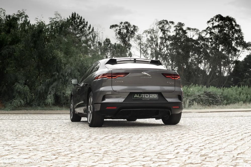 Jaguar I-Pace - 10