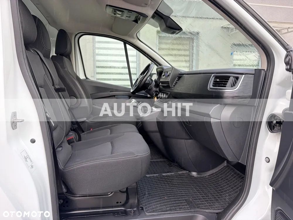 Renault Trafic - 18