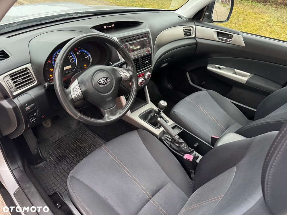 Subaru Forester 2.0D Exclusive - 19