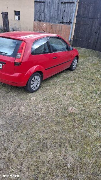 Ford Fiesta 1.6 Trend - 2