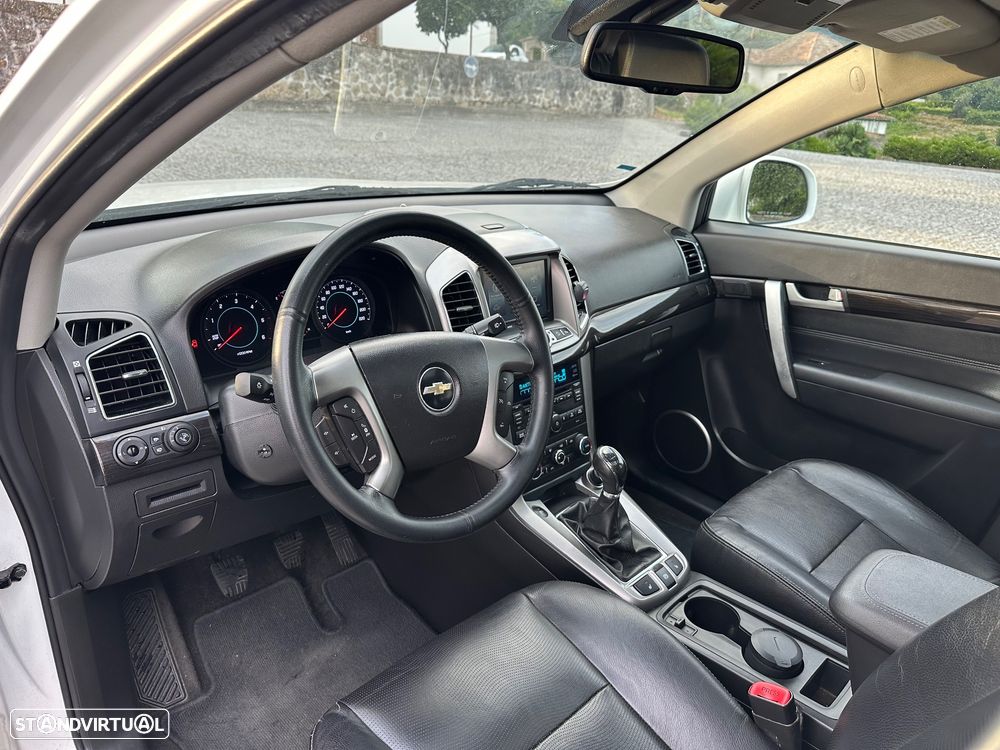 Chevrolet Captiva 2.2 VCDi Seven Xtreme 7L - 25